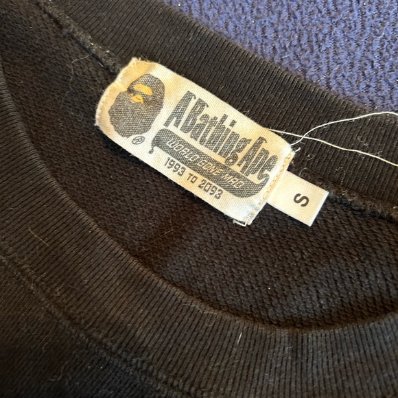 CREW NECK SWEATER // A bathing ape // S - Picture 3 of 3